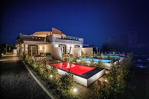 La Collina di Montegrappa - Suites with Heated Private Pool - Suites w