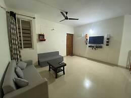 Tranquil Stay, Mountain View - 2BHK Flat