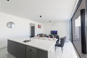 Protaras Aqua Pearl Villa Aq10 With Pool Heating