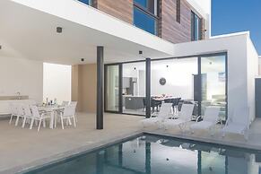 Protaras Aqua Pearl Villa Aq10 With Pool Heating