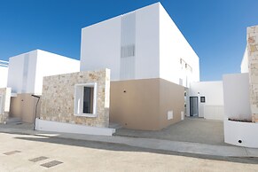 Protaras Aqua Pearl Villa Aq10 With Pool Heating