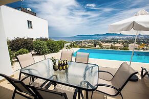 Latchi Holiday Villa Ev21