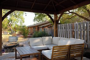 Smith Rock Base Camp Sleeps 6!