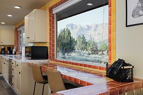 Smith Rock Base Camp Sleeps 6!