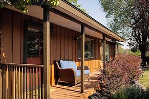 Smith Rock Base Camp Sleeps 6!