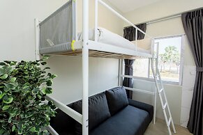 Nomad Plus Life Hostel Pattaya