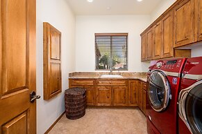 Desert Oasis 3 Bedroom Home