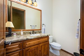 Desert Oasis 3 Bedroom Home