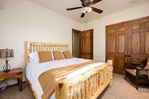 Desert Oasis 3 Bedroom Home