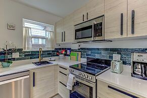 Garden Home Walkable to East Austin Eateries