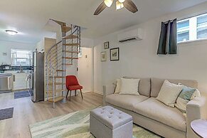 Garden Home Walkable to East Austin Eateries