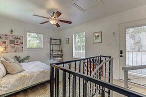 Garden Home Walkable to East Austin Eateries
