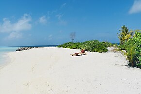 Rattehi Inn at Rakeedhoo