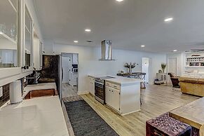 Triple L! Waterfront w/ Private Boat Dock!