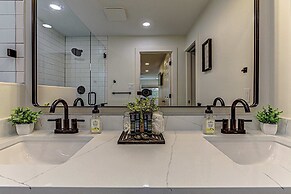 Triple L! Waterfront w/ Private Boat Dock!