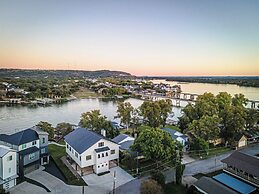 Immaculate Waterfront Home for 16 w/ Private Dock!