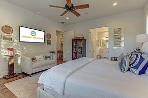 Immaculate Waterfront Home for 16 w/ Private Dock!