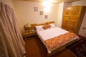 Sarai Silk Route Hotel Passu Hunza