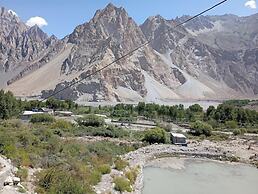 Sarai Silk Route Hotel Passu Hunza