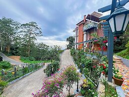 Kacholam Serviced Villa