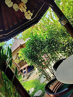 Villa Layang Bulan for men