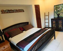 Villa Layang Bulan for men