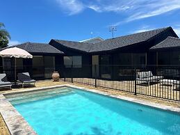 Black Shack Burleigh