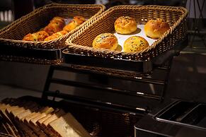 mingrenshouzuojiudian-wenjiangdaxuecheng