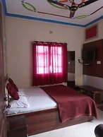 Goroomgo Bliss guest house Varanasi