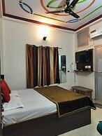 Goroomgo Bliss guest house Varanasi