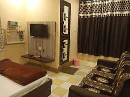 Goroomgo Bliss guest house Varanasi