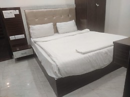 Goroomgo singh residency Gurugram