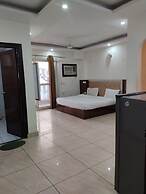 Goroomgo singh residency Gurugram