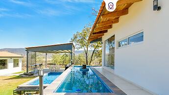 Agave House Pool and BBQ