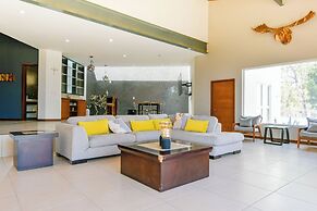 Agave House Pool and BBQ