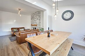 Host Stay Peasholm Place