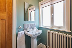 Host Stay Peasholm Place