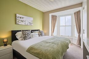 Host Stay Secret Garden