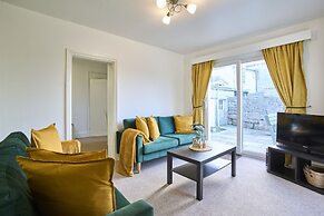 Host Stay Secret Garden