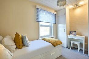 Host Stay Secret Garden