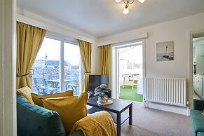 Host Stay Secret Garden