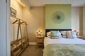 Host Stay Secret Garden