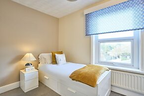 Host Stay Secret Garden