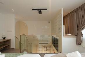 Agile Skyline Suites By PSM