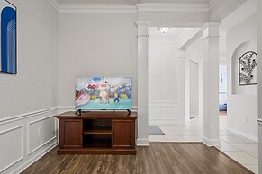 4816 Cayview Avenue #407