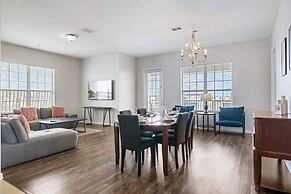 4816 Cayview Avenue #407