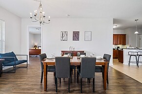 4816 Cayview Avenue #407