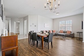 4816 Cayview Avenue #407