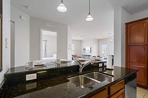 4816 Cayview Avenue #407