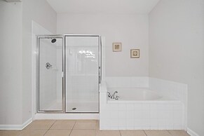 4816 Cayview Avenue #407